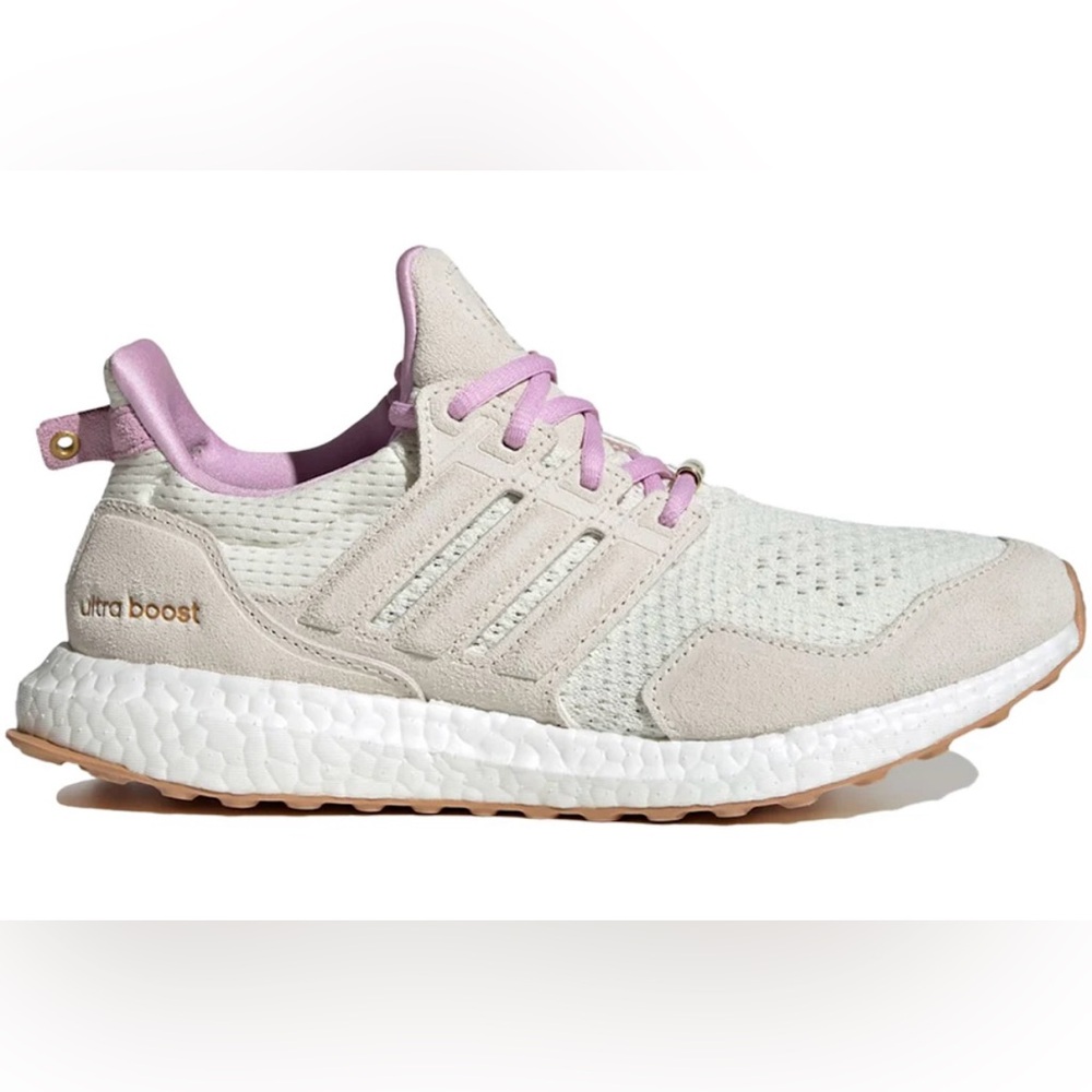 Adidas Womens Ultraboost size 7.5